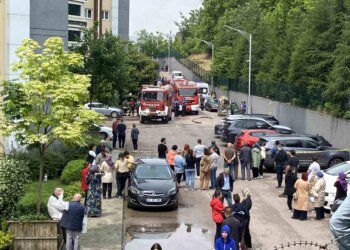 İzmit’te 16 Katlı Binada Elektrik Panosu Yangını