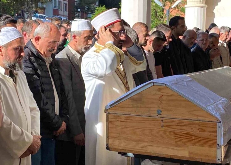 İzmit’te fabrika sahibi pres makinesine sıkışarak hayatını kaybetti