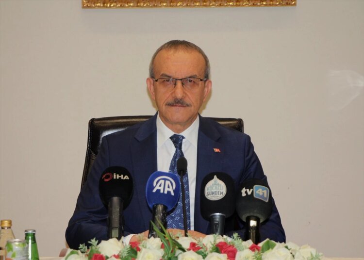 Kocaeli Valisi Seddar Yavuz, sahipsiz hayvanlar ve güvenlik konularında denetim ekiplerinin sahada olacağını belirtti