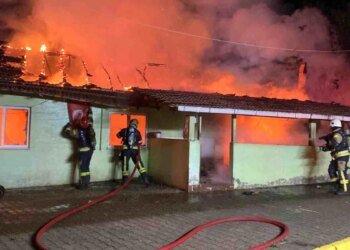Kocaeli’de Alkollü Şahıs Evinin Yanmasına Neden Oldu
