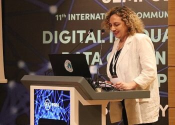 Yapay zeka arkasında insanın olduğu bir olgu: 11. Uluslararası İletişim Günleri yuvarlak masa toplantısı ile sona erdi