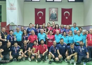 Çiğli Belediyesi Kurumlar Arası Masa Tenisi Turnuvası’nda Şampiyon Oldu