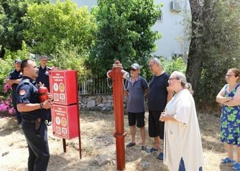 İtfaiye ‘den Şövalye sakinlerine eğitim