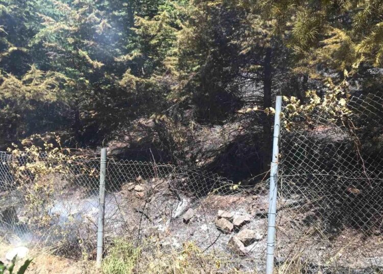 Kocaeli Körfez’de çıkan yangın kontrol altına alındı