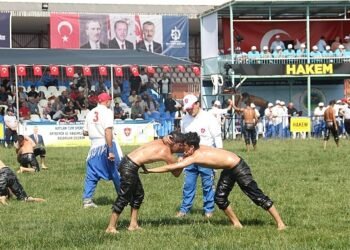 Kocaeli’de yiğitler er meydanına çıkıyor