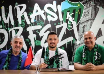 Kocaelispor, Ahmet Oğuz ile 2 yıllık sözleşme imzaladı