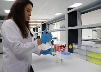 100.Yıl Gıda Analiz Laboratuvarı Bal ve Zeytinyağı için Devrede