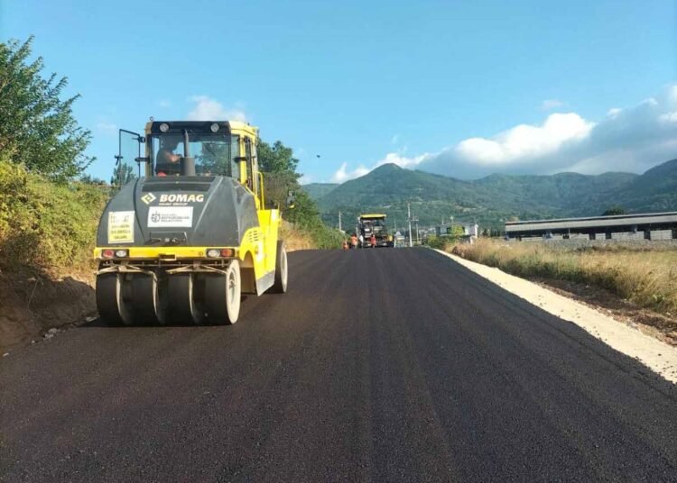 Kartepe Karatepede ustyapi yenileniyor 6 Large