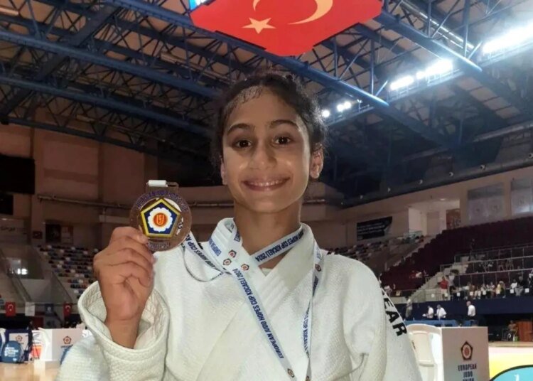 Düzceli Sporcular Yıldızlar Judo Avrupa Kupası’nda Temsil Etti