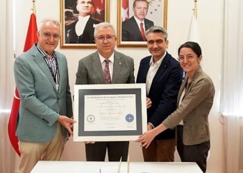 EÜTF Çocuk Ürolojisi Bilim Dalı yeniden akredite oldu