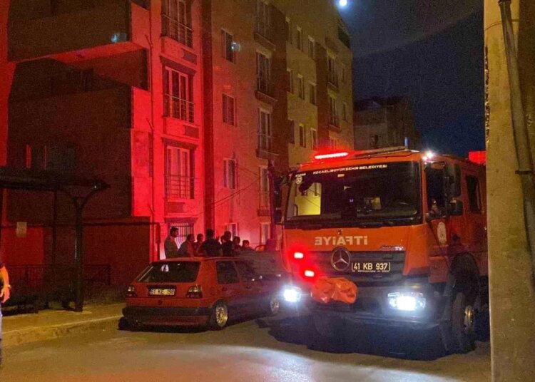 Gebze’de Balkonda Nargile Yangını