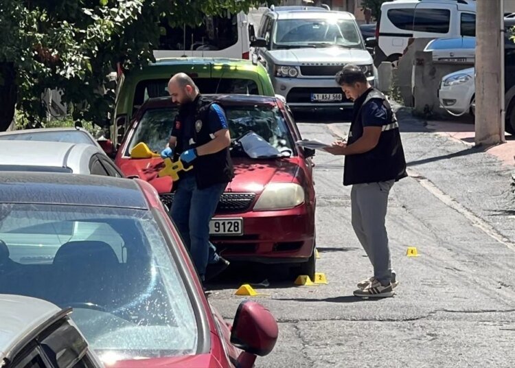 Gebze’de çıkan silahlı kavgada 3 kişi yaralandı