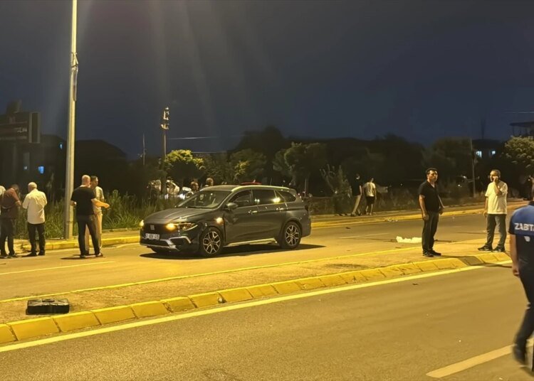 Gölcük’te polis kovalamacasında 2 kişi hayatını kaybetti