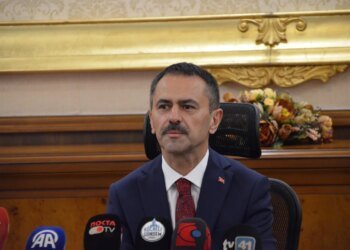 İlhami Aktaş Kocaeli Valisi olarak göreve başladı