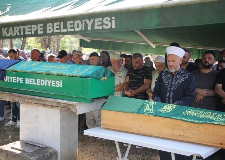 İzmit’te tırın çarptığı 2 çocuk hayatını kaybetti