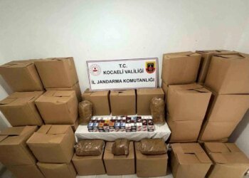 Kocaeli’de 120 Kişi Gözaltına Alındı, 383 Extacy ve 368 Sentetik Ecza Ele Geçirildi