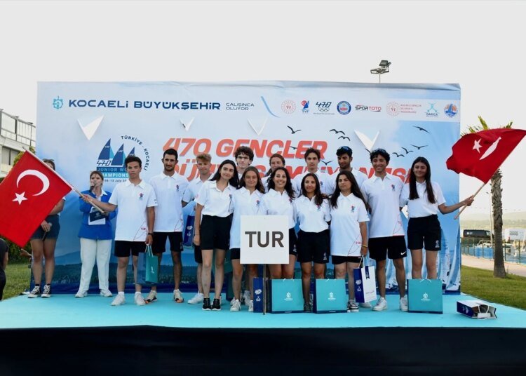 Kocaeli’de 470 Gençler Dünya Şampiyonası Yelken Yarışları Açılış Töreni