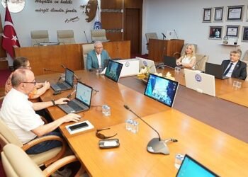 Rektör Prof. Dr. Budak, “Üniversitemiz yerli yazılım projelerine yenilerini eklemeye devam ediyor”