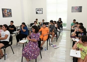 Yenişehir Belediyesinin İngilizce kursu başladı