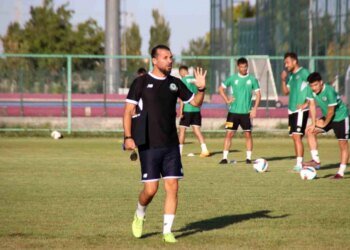 1922 Konyaspor Teknik Direktörü İsmail Aksu: Yeni sezon öncesi hedefimiz mücadeleci bir takım oluşturmak