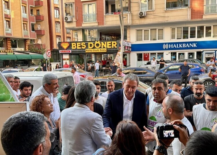 DEM Parti Eş Genel Başkanı Tuncer Bakırhan Gebze’de konuştu