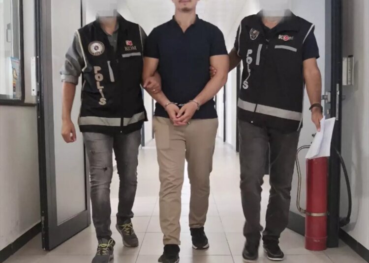 FETÖ üyesi firari hükümlü Kocaeli’de yakalandı