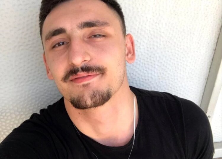 İzmit’te genç adam sevgilisi tarafından ölü bulundu