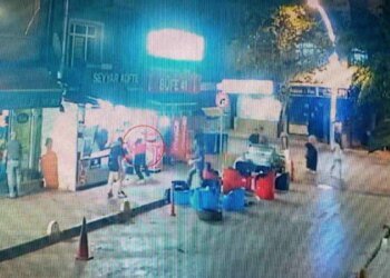 İzmit’te köfteci dükkanı sahibi tabanca ile vuruldu