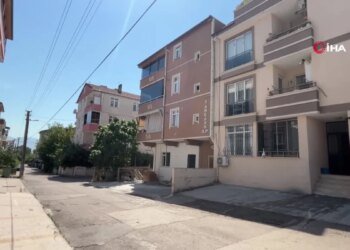 Kalp krizi denilmişti, boğularak öldürüldüğü anlaşılan kadının komşusu konuştu