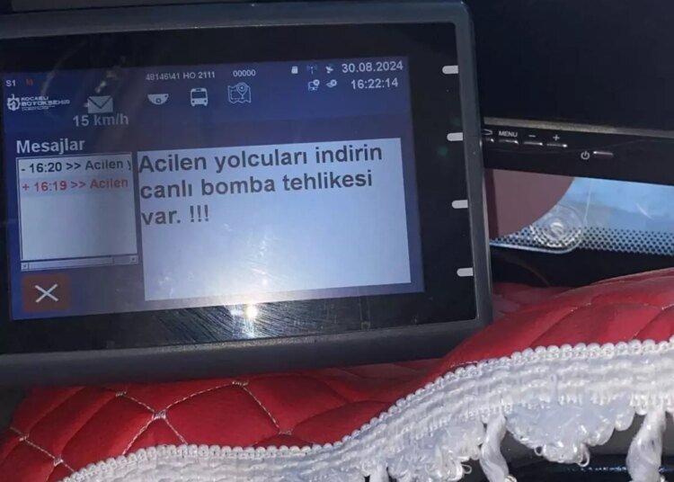 Kocaeli’de Otobüslere Canlı Bomba Tehdidi İhbarı