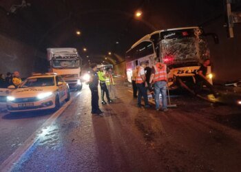 Kocaeli’de Zincirleme Kaza: 15 Kişi Yaralandı