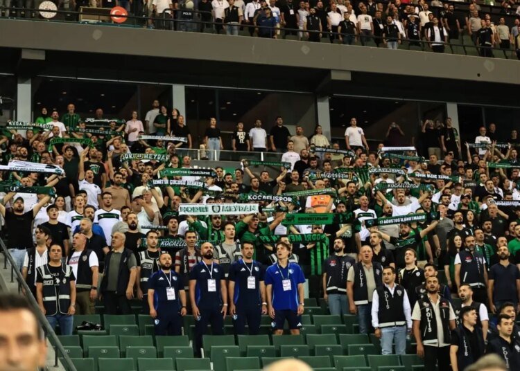Kocaelispor, Erzurumspor FK’yı 1-0 mağlup etti