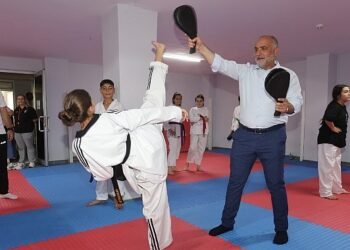Canik Belediyesi Çocukları Sporla Buluşturuyor