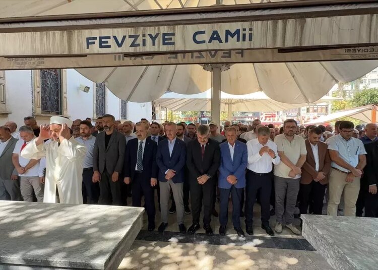 İşgal altındaki Batı Şeria’da öldürülen Ayşenur Ezgi Eygi için gıyabi cenaze namazı kılındı