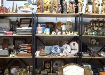 İzmit’teki nostalji dükkanı çocukluk hatıralarını yeniden yaşatıyor