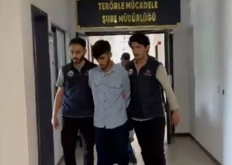 Kocaeli’de Otobüslerde Canlı Bomba Tehdidi Paniği