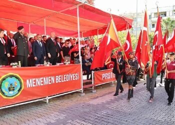 Menemen’de Kurtuluş Coşkusu.