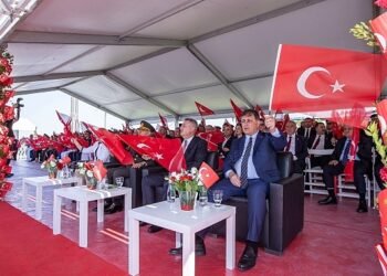 Tugay: Yaşasın Gazi Mustafa Kemal Atatürk’ün ışığı