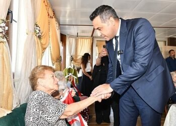 Başkan Yıldız Bilgelik Dolu Çınarlarla bir araya geldi