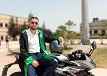 Kocaeli Üniversitesi’nde Köpek Saldırısı Sonrası Motosiklet Kazası: Genç Yoğun Bakımda