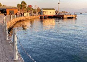 Kocaeli’de 14 Yaşındaki Kız Çocuğu Denize Atlarken Kurtarıldı