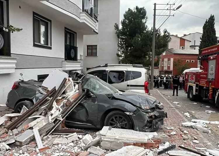 Kocaeli’nde Doğal Gaz Patlaması: 7 Yaralı