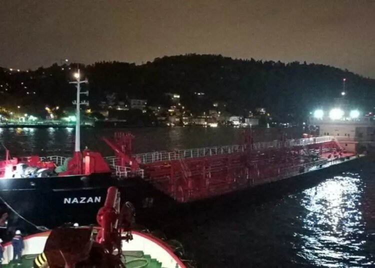 İstanbul Boğazı’nda Dümen Arızası Nedeniyle Geçici Olarak Transit İkame İlan Edildi