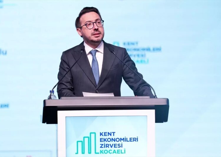 AA Genel Müdürü Karagöz, Kocaeli Kent Ekonomileri Zirvesi’nde konuştu Açıklaması