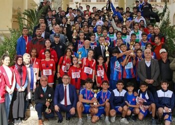 Bayındır’da Atatürk Kır Koşusu Yapıldı