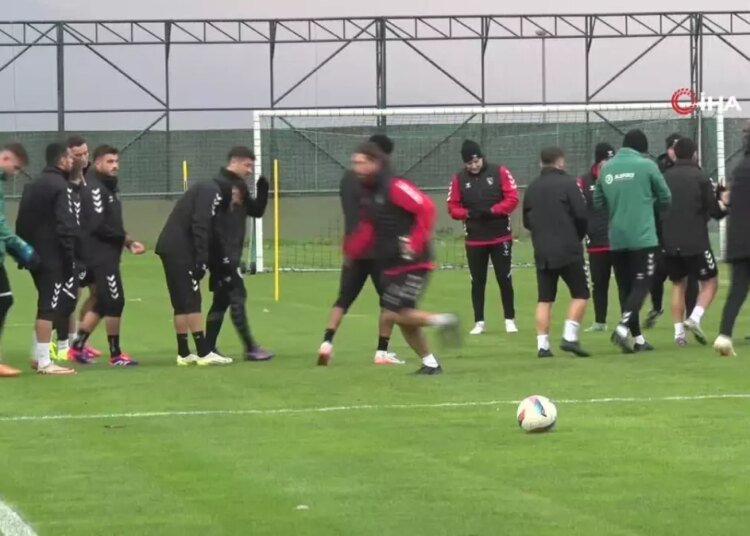 Ertuğrul Sağlam: ‘Kocaelispor ile şampiyon olmadan ayrılmayacağım’