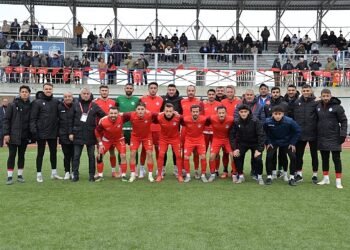 İlk devrenin lideri Kahramankazan Belediyespor