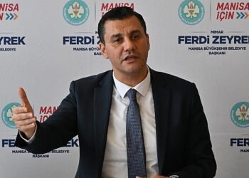 Manisa’da Etkili Olan Kar Yağışına, Büyükşehir’den Yoğun Müdahale