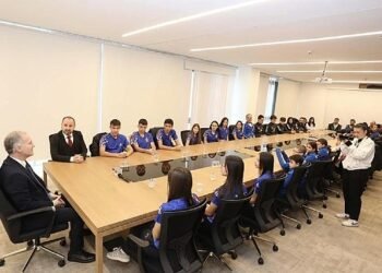 Şampiyonlar Başkan Taban’la Buluştu