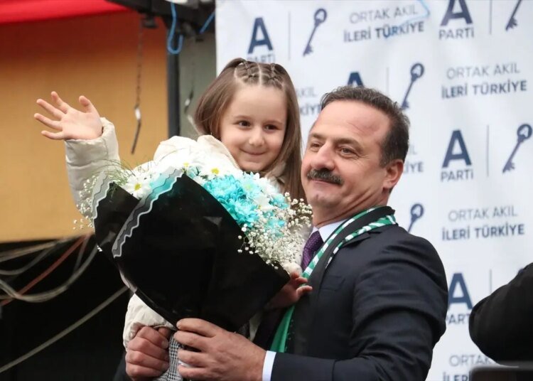 Anahtar Parti Geleceğe Hazırlanıyor